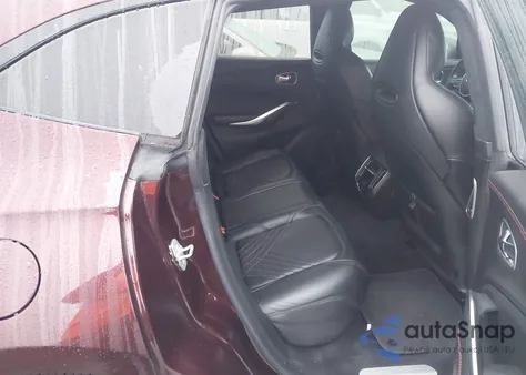 2021 Aston Martin Dbx z USA, uszkodzony, nr VIN SCFVUJAW4MTV02714